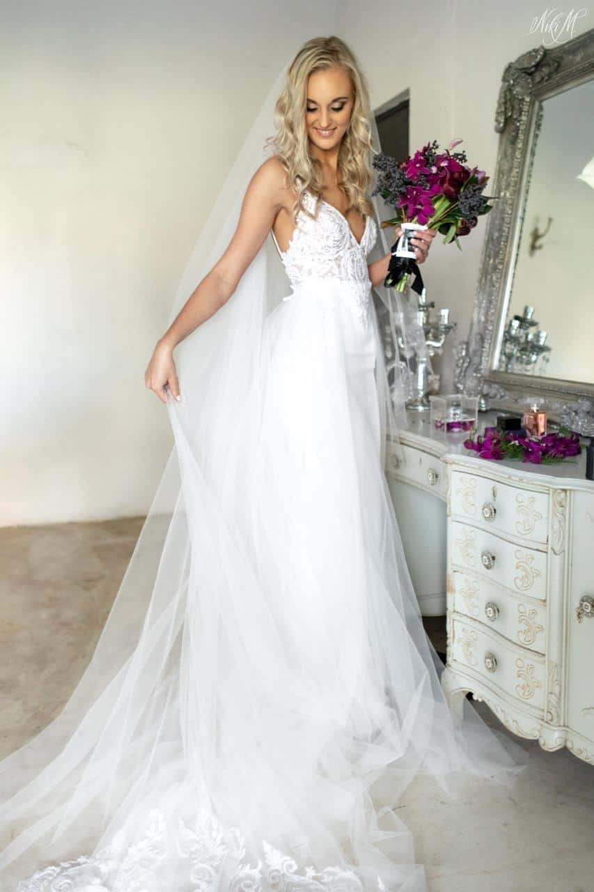 Versatile & modern wedding dress - Sell My Wedding Dress